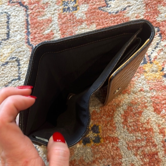 Chanel Wallet - Picture 5 of 16